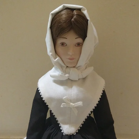 Vintage Franklin Heirloom Doll - Picture 2 of 4